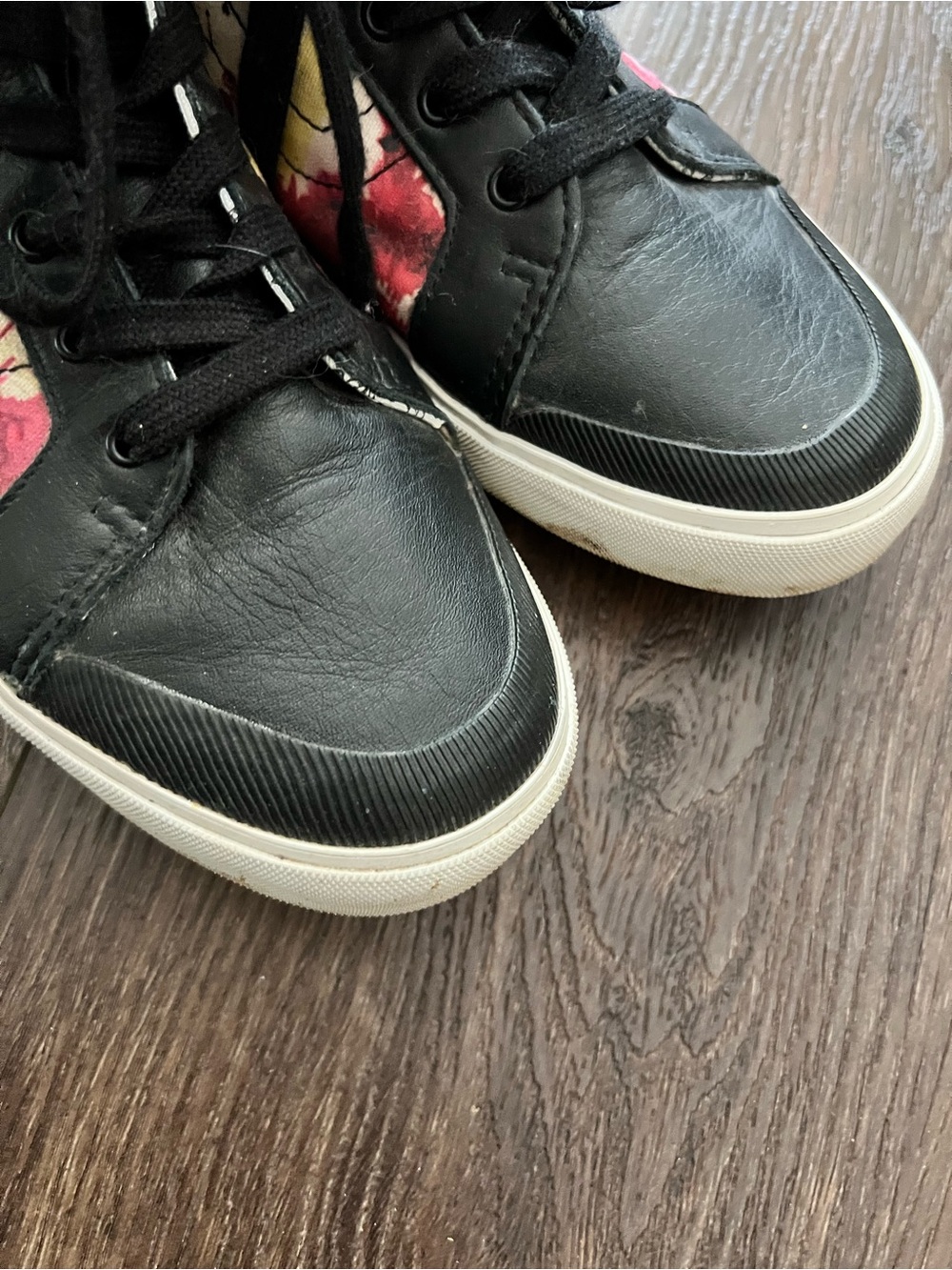 Hannah Stouffer X Vans Wellesley “Obsessive Combustion” women’s high top sneaker - Picture 6 of 8